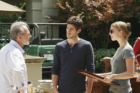 Ron Rifkin, Dave Annable, Emily VanCamp - Brothers & Sisters - Everything Must Go - Photos