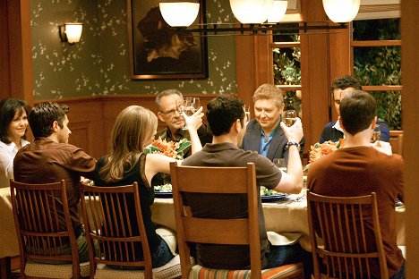 Sally Field, Ron Rifkin, Dave Foley - Bratři a sestry - Rodinná večeře - Z filmu