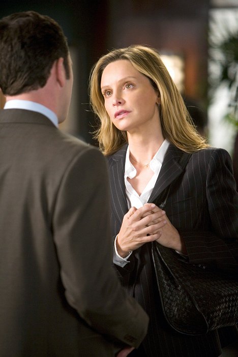 Calista Flockhart - Brothers & Sisters - Sibling Rivalry - Photos