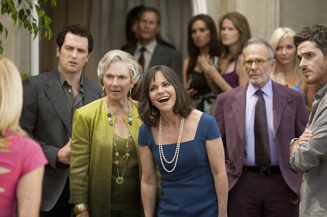 Matthew Rhys, Marion Ross, Sally Field, Ron Rifkin, Dave Annable - Brothers & Sisters - The Road Ahead - Photos