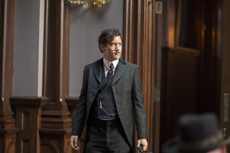 Clive Owen - The Knick - Method and Madness - Photos