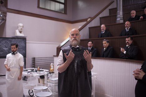 Michael Angarano, Matt Frewer - The Knick - Method and Madness - Photos