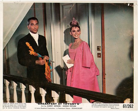 José Luis de Vilallonga, Audrey Hepburn - Boneca de Luxo - Cartões lobby