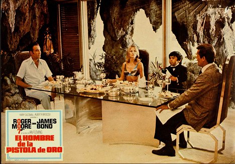 Christopher Lee, Britt Ekland, Hervé Villechaize, Roger Moore - 007 e o Homem da Pistola Dourada - Cartões lobby