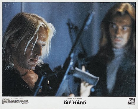 Alexander Godunov - Die hard – vain kuolleen ruumiini yli - Mainoskuvat