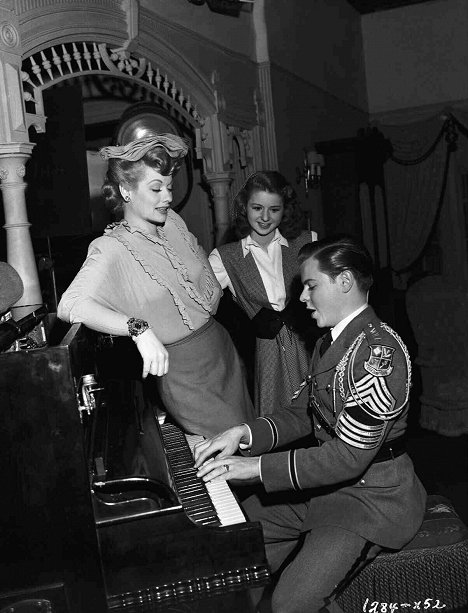 Lucille Ball, Virginia Weidler, Tommy Dix - Best Foot Forward - Making of