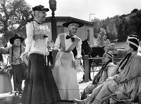 Carol Channing, Ginger Rogers - The First Traveling Saleslady - Film