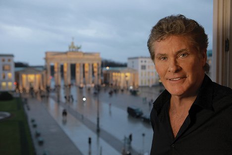 David Hasselhoff - Hasselhoff vs the Berlin Wall - Photos