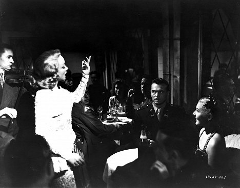 Marlene Dietrich, John Lund, Jean Arthur - Berlín-Occidente - De la película