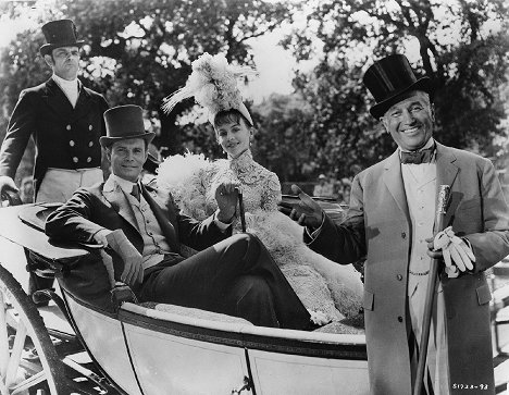 Louis Jourdan, Leslie Caron, Maurice Chevalier - Gigi - Van de set