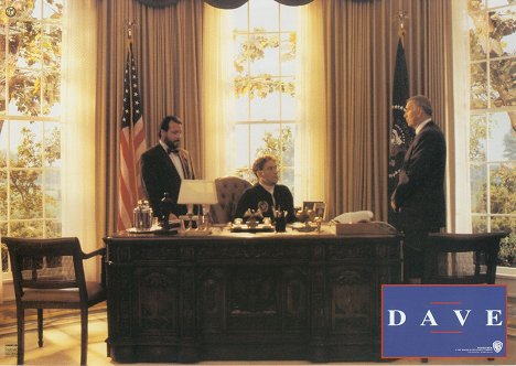 Kevin Dunn, Kevin Kline, Frank Langella - Dave, presidente por un día - Fotocromos