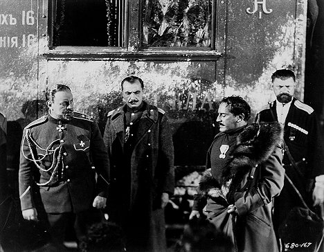 Emil Jannings - The Last Command - Photos