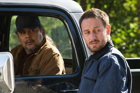 Tim Sampson, Josh Stewart - Grimm - En cavale - Film