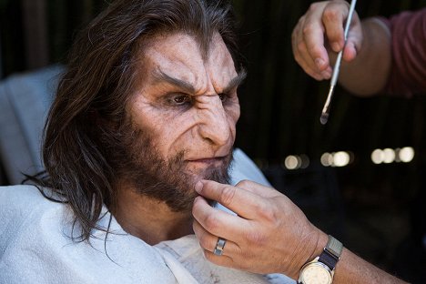 Logan Miller - Grimm - Le Roi de la jungle - Tournage