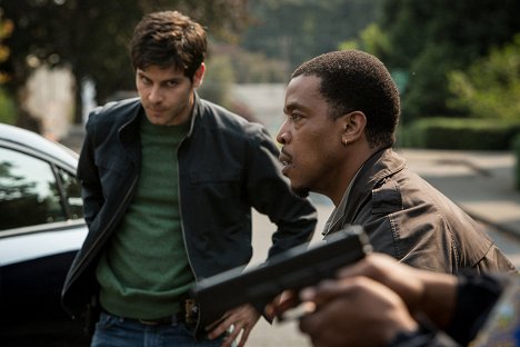 David Giuntoli, Russell Hornsby - Grimm - The Hour of Death - Z filmu
