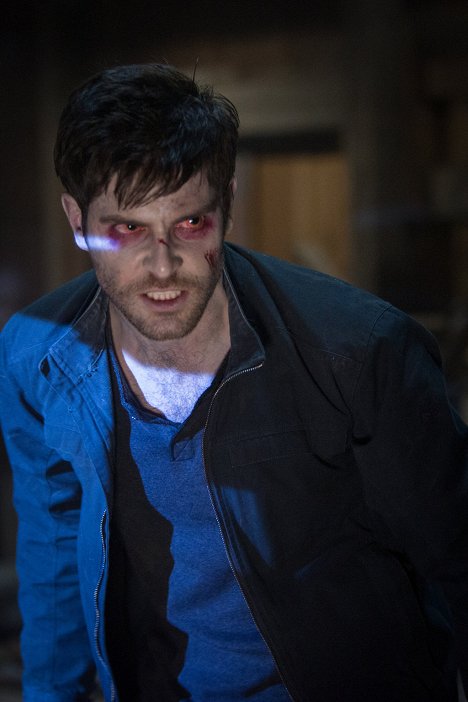 David Giuntoli - Grimm - Posttraumatický Zombie syndrom - Z filmu