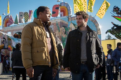 Russell Hornsby, David Giuntoli - Grimm - The Show Must Go On - Van film