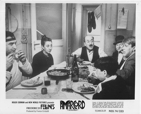 Nando Orfei, Pupella Maggio, Armando Brancia, Bruno Zanin - Amarcord - Lobby Cards