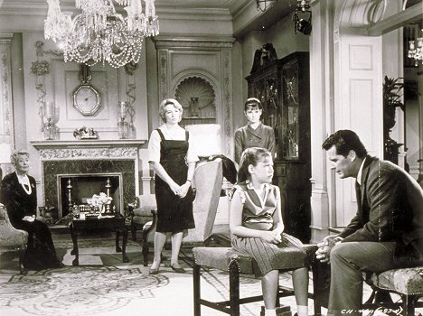 Fay Bainter, Shirley MacLaine, Audrey Hepburn, Karen Balkin, James Garner - The Children's Hour - Z filmu