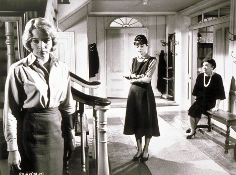 Shirley MacLaine, Audrey Hepburn, Fay Bainter - The Children's Hour - Van film