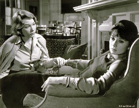 Shirley MacLaine, Audrey Hepburn - Ryktet - Kuvat elokuvasta