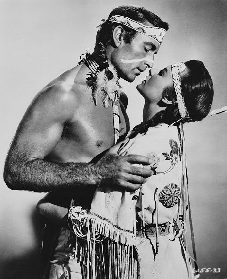 George Montgomery, Charlotte Austin - La tribu de los pawnee - Promoción