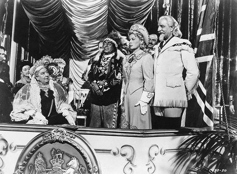 J. Carrol Naish, Betty Hutton, Louis Calhern - Annie, la reine du cirque - Film