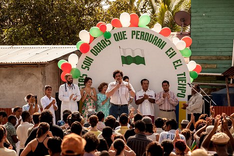Benicio Del Toro - Escobar: Paradise Lost - Photos