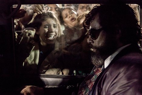 Claudia Traisac, Benicio Del Toro - Escobar: Elveszett Paradicsom - Filmfotók