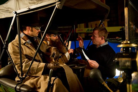 Jude Law, Robert Downey Jr., Guy Ritchie - Sherlock Holmes : Jeu d'ombres - Tournage