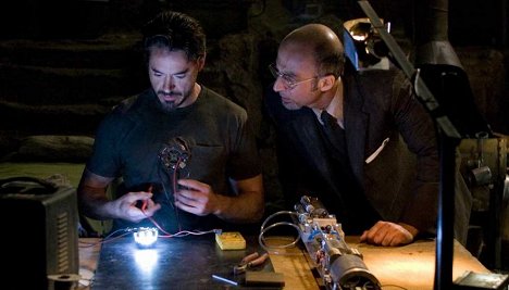 Robert Downey Jr., Shaun Toub - Iron Man - Kuvat elokuvasta