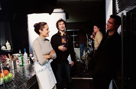 Angelina Jolie, Doug Liman, Brad Pitt - Sr. y Sra. Smith - Del rodaje