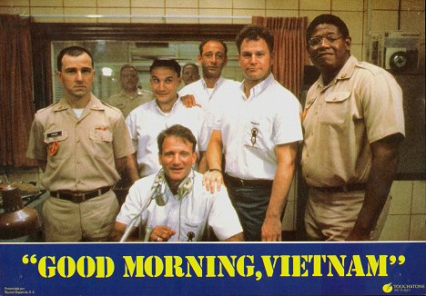 Bruno Kirby, Robin Williams, Richard Portnow, Robert Wuhl, Forest Whitaker - Good Morning, Vietnam - Lobby Cards