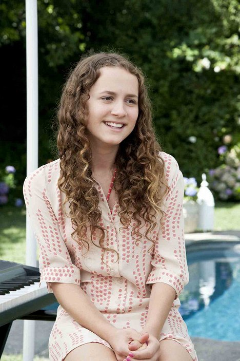 Maude Apatow - This Is 40 - Photos