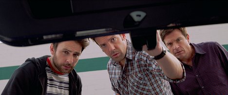 Charlie Day, Jason Sudeikis, Jason Bateman - Horrible Bosses 2 - Photos