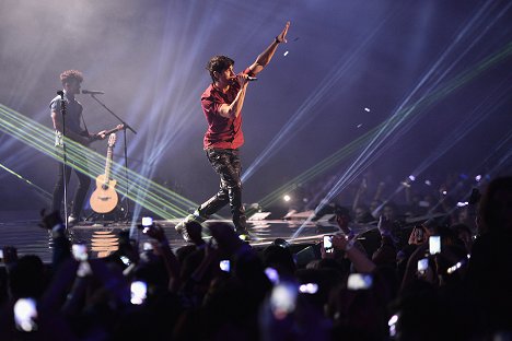 Enrique Iglesias - 2014 MTV EMA - Z filmu