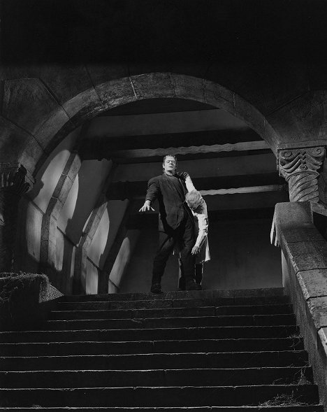 Glenn Strange, Boris Karloff - House of Frankenstein - Photos