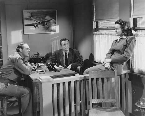 William Gargan, Frank Albertson, Peggy Moran - Flying Cadets - Van film