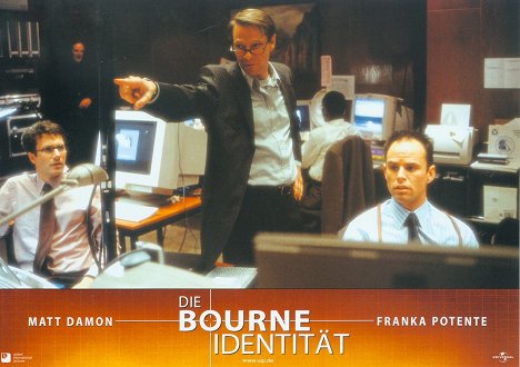 Josh Hamilton, Chris Cooper, Walton Goggins - The Bourne Identity - Lobbykaarten