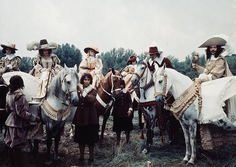 Geraldine Chaplin, Charlton Heston, Jean-Pierre Cassel - The Three Musketeers - Photos
