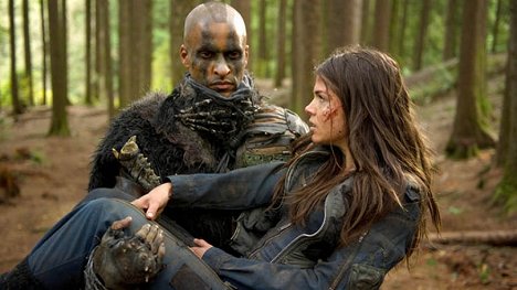 Ricky Whittle, Marie Avgeropoulos - The 100 - De filmes