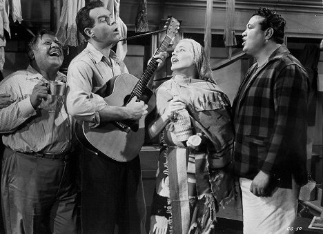 Chris-Pin Martin, Fred MacMurray, Eleanor Parker - A Millionaire for Christy - Van film