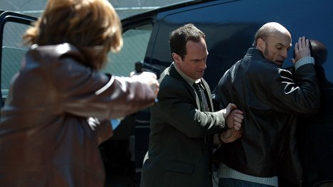 Christopher Meloni, Ned Bellamy - Law & Order: Special Victims Unit - Birthright - Photos