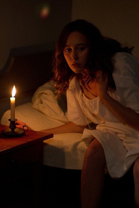 Alycia Debnam-Carey - The Devil's Hand - Filmfotók
