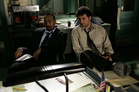 Jesse L. Martin, Jeremy Sisto - New York District / New York Police Judiciaire - Les Joueurs anonymes - Film