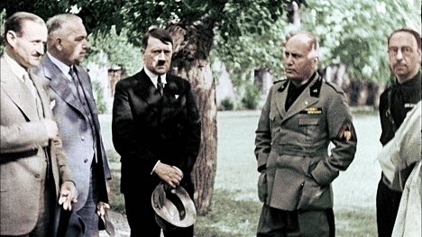 Adolf Hitler, Benito Mussolini
