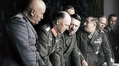 Benito Mussolini, Adolf Hitler - Mussolini-Hitler: L'opéra des assassins - De la película