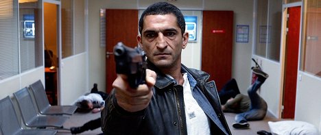 Amr Waked - Lucy - Photos