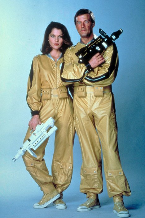 Lois Chiles, Roger Moore - James Bond - Moonraker - streng geheim - Werbefoto