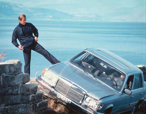 Roger Moore - James Bond 007 - In tödlicher Mission - Filmfotos